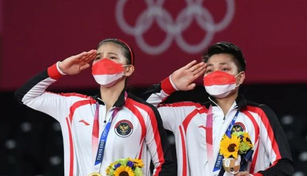 Kemenangan Greysia/Apriyani yang Sabet Emas Bikin Nagita Slavina Menangis Terharu