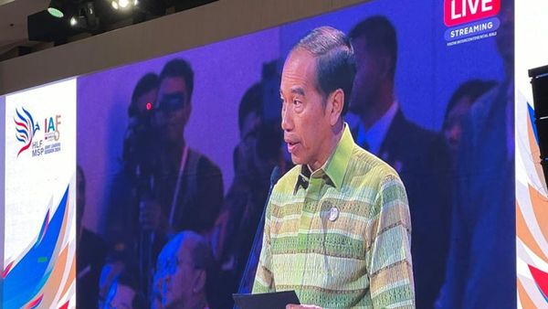 Jokowi Perkenalkan Prabowo sebagai Presiden Terpilih di Santap Malam Forum IAF Bali