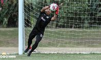 Hadapi Persib di Kandang Sendiri, Kiper PSS Sleman Ega Rizky Wanti-wanti Fans