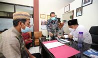 Wali Kota Eri Cahyadi Ngantor Lagi di Kelurahan, Datang Pukul 09.30 WIB