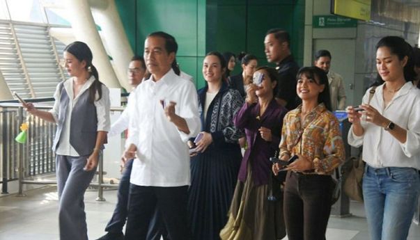 Presiden Jokowi Didampingi Para Artis Jajal LRT dari Bekasi ke Jakarta, Ada Prisia Nasution hingga Cak Lontong