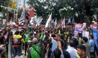 Ratusan Ojol Demo di Gedung DPRD DKI, Ancam Tak Pilih Lagi Para Legilastor Jika ERP Diterapkan