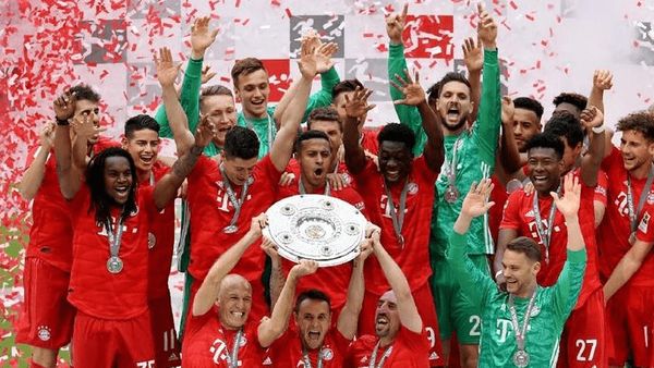 Bantai Wolfsburg 4-0, Bayern Munich Pastikan Gelar Juara Bundesliga dengan Sempurna