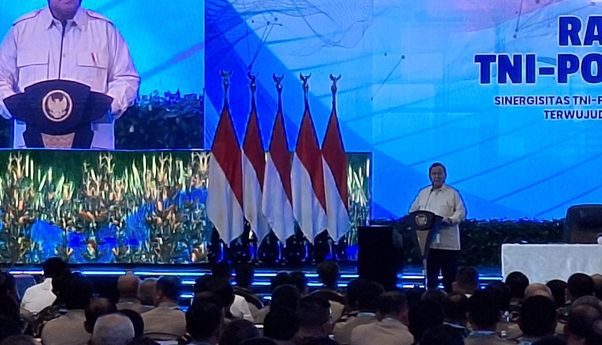 Prabowo ke TNI-Polri: Berani Pakai Pangkat Jenderal Artinya Berani Beri Nyawa untuk Bangsa dan Negara