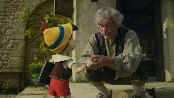 Tom Hanks Jadi Geppetto dalam Film “Pinocchio”: Saya yang Meminta