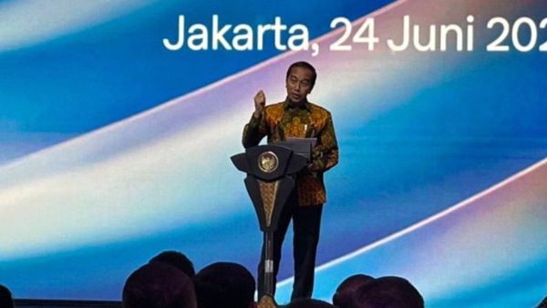 Jokowi Sebut Pariwisata Indonesia Naik Signifikan ke Peringkat 22, tapi Masih Kalah dengan Malaysia