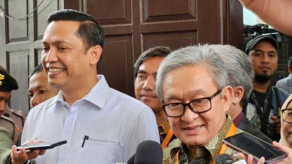 KPK Tak Hadir di Sidang Praperadilan, Kuasa Hukum Hasto: Mungkin Terlalu Sibuk