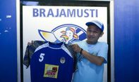 Galang Dana Covid-19, Jersey Mantan Kapten PSIM (Marjono) Dilelang Presiden Brajamusti