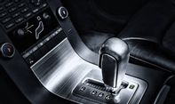 Tutorial Pindah Gigi Mobil Matik agar Mesin Tidak Ambyar