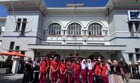 Siswa SMP Labschool UNY Ikuti Edutrip BI DIY dan Kantor Pos Besar Yogyakarta