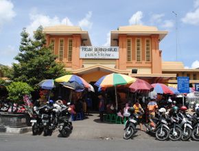Tips Berbelanja di Pasar Beringharjo Yogyakarta Tanpa Harga Mahal