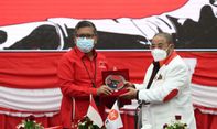 Di Depan Elit PDIP, PKS Sebut Bung Karno Bapak Bangsa