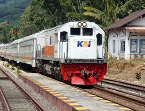 KAI Siapkan Empat Kereta Api Tambahan untuk Rute Solo Jelang Mudik Lebaran 2025