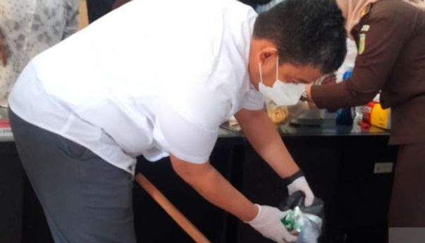 Polda Jambi Blender Narkoba Sabu 2,3 Kg dengan Cairan Pembersih Lantai, Nilainya Rp1,7 Miliar