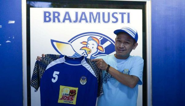 Galang Dana Covid-19, Jersey Mantan Kapten PSIM (Marjono) Dilelang Presiden Brajamusti