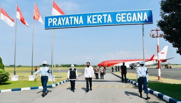 Landasan Iswahjudi Madiun Perdana Layani Pendaratan Pesawat Kepresidenan Merah Putih