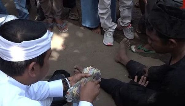 Sudah Setahun Beraksi Pengemis Pura-pura Buntung Dapat Rp500 Ribu per Hari, Dibongkar Dedi Mulyadi dan Langsung Dipulangkan