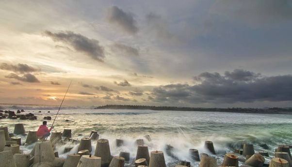 Berita Terbaru di Jogja: Dispar Kulon Progo Akan Membuat Plaza Kuliner di Pantai Glagah