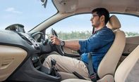 Gerakan Peregangan di Mobil Ketika Mudik, Bisa Bikin Badan Bugar