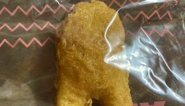 Chicken Nugget Berbentuk Karakter Crewmate Among Us Dijual Rp500 Jutaan!