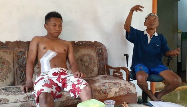 Berita Kriminal: Rampas Ponsel, Rombongan Pengendara Sabet Remaja Playen dengan Senjata Tajam