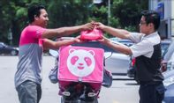 Kurir Makanan Ini Terima Tip Rp3,5 Juta dari Pelanggan yang Minta Didoakan Punya Anak