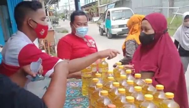 PSI Kena Sindir Gerindra karena Jual Ratusan Liter Minyak Goreng ke Warga, Indikasi Tukang Timbun yang Sebenarnya?