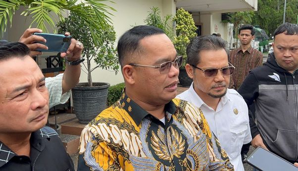 Nilai Gugatan Kontradiktif, Ridwan Kamil Akan Gugat Balik Lisa Mariana Rp100 Miliar