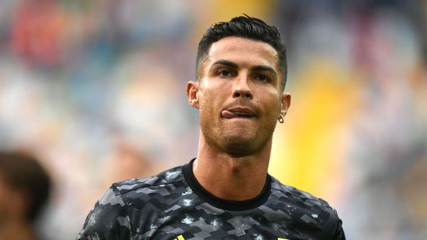 Cristiano Ronaldo Dirumorkan Hengkang Ke Man City, Ole Gunnar Solskjaer Bahas Loyalitas