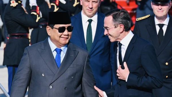 Presiden Prabowo Tiba di Paris, Bakal Hadiri Bastille Day