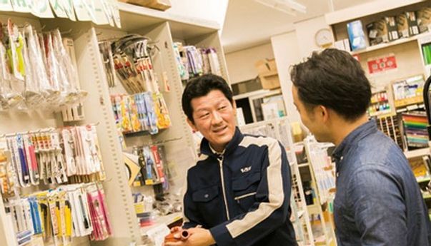 Kikuya Urakami Shouji: Sebuah Toko Barang Khusus untuk Orang Kidal