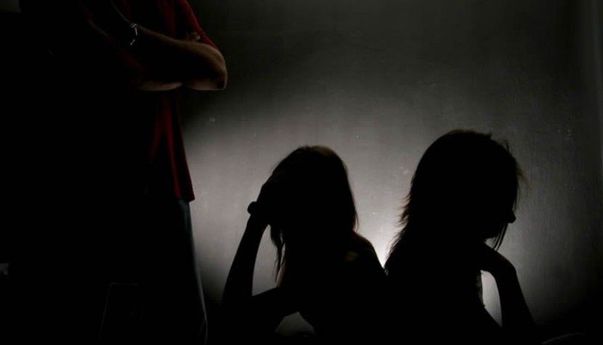 Tak Patut, Kepala Desa Ini Keciduk Bermesraan dengan Gadis di Bawah Umur di Kamar Hotel