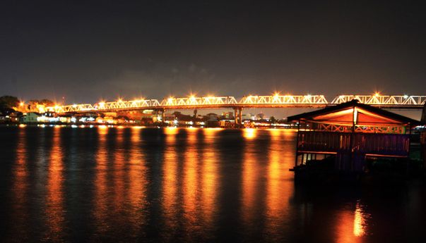 5 Hal yang Menjadi Daya Tarik Taman Alun Kapuas Kota Pontianak