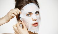 4 Merk Sheet Mask Terbaik untuk Bikin Wajah Kamu Jadi Glowing dan Bersih