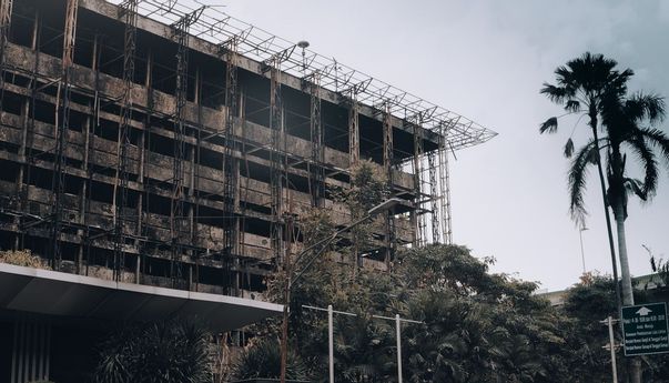 Misteri Terbakarnya Gedung Kejagung Terpecahkan, dari Rokok Kuli Renovasi hingga Cairan Pembersih TOP Cleaner