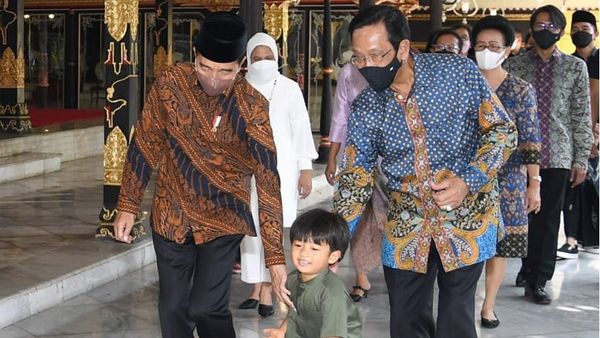Presiden Jokowi Salat Idulfitri di Istana Negara Yogyakarta, Gus Hilmy: Jangan Dimaknai Politis