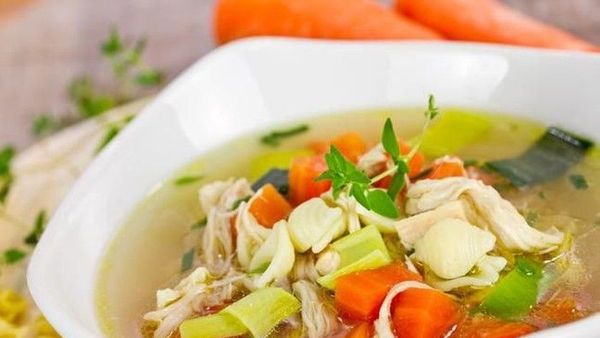 Resep Praktis Buka Puasa: Sayur Sup Ayam Spesial