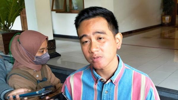 Respons Gibran Soal Kaesang Pangarep Kantongi Restu Keluarga Maju Depok Pertama