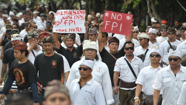 FPI Ditakuti Masyarakat dan Tidak Kunjung Bubar