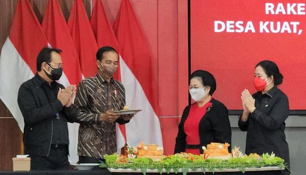 Jokowi Terharu Dapat Surprise Ultah dari Megawati di Rakernas PDIP: Seumur-umur Tak Pernah Dirayakan Seperti Ini