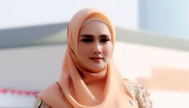 Hillary Bela Mulan Jemeela Karantina Mandiri: DPR Itu Setara Presiden
