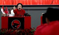 Megawati Prihatin Airlangga Mundur dari Ketum Golkar, Khawatirkan Kehidupan Demokrasi