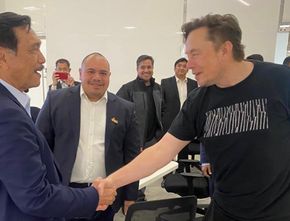 Viral Foto Luhut Binsar Bersama Orang Terkaya Elon Musk, Terungkap Ternyata Bahas Ini
