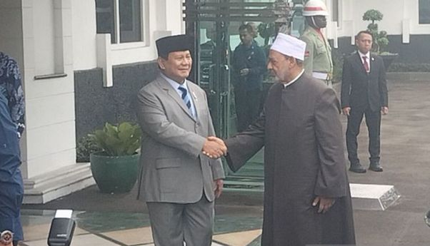 Prabowo Terima Kunjungan Grand Syekh Al-Azhar Ahmed Al Tayeb di Kantor Kemenhan