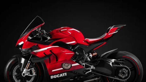 Hanya 500 Unit, Ducati Luncurkan Superbike Body Serat Karbon Superleggera V4