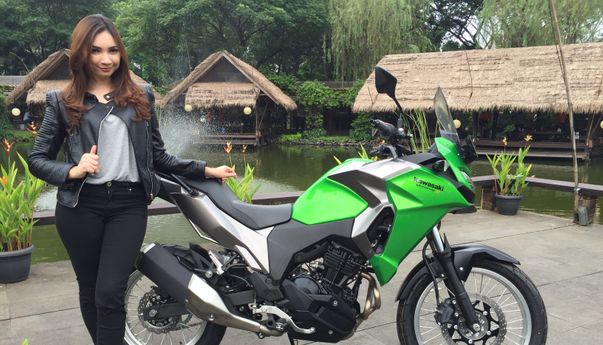 Dua Varian Kawasaki Versys 250 yang Sama Sama Menggiurkan Tapi Beda Spesifikasi