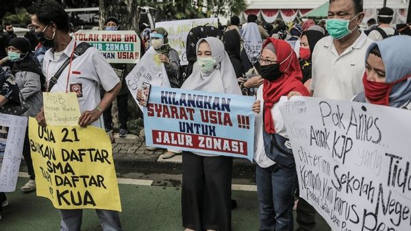 Berita Jakarta: Orang Tua Siswa Kecewa Jarak Domisili dan Usia Anak Jadi Pertimbangan PPDB