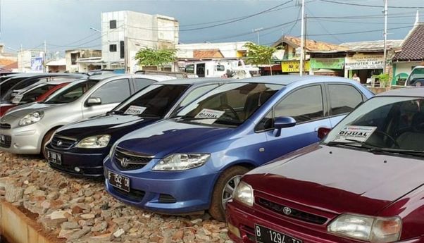 Penjualan Mobil Bekas Tahun 2020 Lesu, Harganya Jadi Murah?