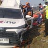 Mobil Rombongan Kru TV One Kecelakaan dengan Truk di Tol Pemalang, 3 Orang Tewas