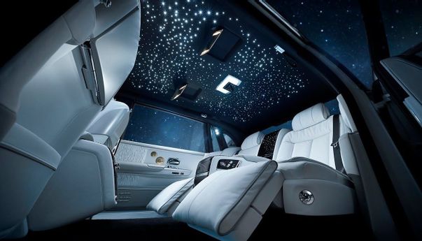 Ternyata Begini Cara Rolls-Royce Manjakan Penumpangnya, Kurang Canggih Apa?